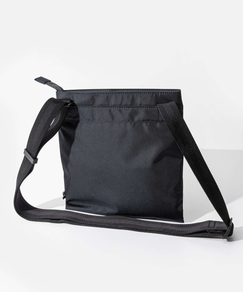 BOSS(ボス)の「BOSS Catch 3.0 Envelope L ボス キャッチ エンベロープ ショルダーバッグ(ショルダーバッグ・メンズ・ダークブルー・FREE)」の11枚目の写真