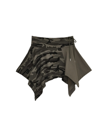 DEFGARMENTS（デフグラメンツ）の「CAMO UNBALANCE SKIRT [KHAKI]（スカート）」