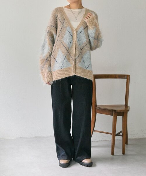 ear PAPILLONNER（イアパピヨネ）の「アーガイルニットカーディガン【SUM1 STYLE】（カーディガン/ボレロ・レディース・ベージュ/ネイビー・FREE）」の8枚目の写真