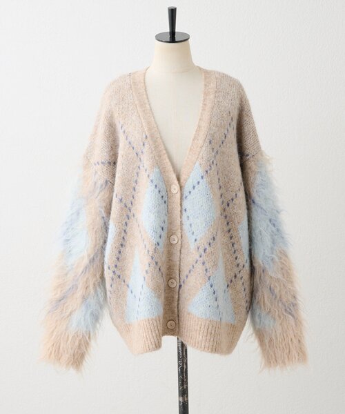 ear PAPILLONNER（イアパピヨネ）の「アーガイルニットカーディガン【SUM1 STYLE】（カーディガン/ボレロ・レディース・ベージュ/ネイビー・FREE）」の13枚目の写真