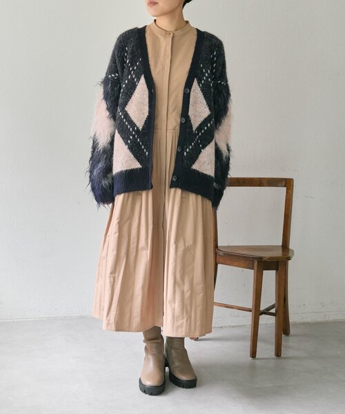 ear PAPILLONNER（イアパピヨネ）の「アーガイルニットカーディガン【SUM1 STYLE】（カーディガン/ボレロ・レディース・ベージュ/ネイビー・FREE）」の19枚目の写真