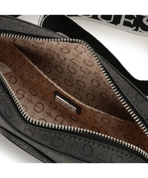 Guess（ゲス）の「FLEURA Bxd Mini Camera Xbody ショルダーバッグ  （ショルダーバッグ・レディース・ナチュラル/ダークグレー・ONE SIZE）」の14枚目の写真