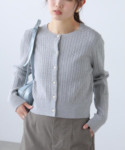 FREE'S MART(フリーズマート)の「◇金ボタンミニケーブルカーディガン(ニット/セーター・レディース・グレー/ブルー/ホワイト系その他/ブラウン/レッド/ネイビー/ピンク/グレー系その他・FREE)」の20枚目の写真