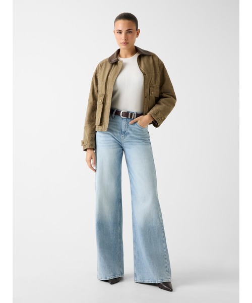 Guess(ゲス)の「MANON Cropped Field Jacket ジャケット(ミリタリージャケット・レディース・グリーン・X-SMALL/SMALL/MEDIUM)」の6枚目の写真