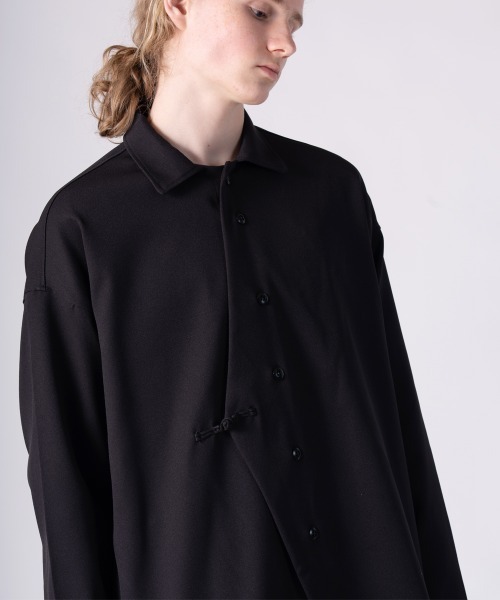 rehacer（レアセル）の「rehacer : Asymmetry Loop Cord Shirt / アシンメトリー ループコード シャツ（シャツ/ブラウス・メンズ・ブラック/グレー・SMALL/MEDIUM/LARGE/X-LARGE）」の3枚目の写真