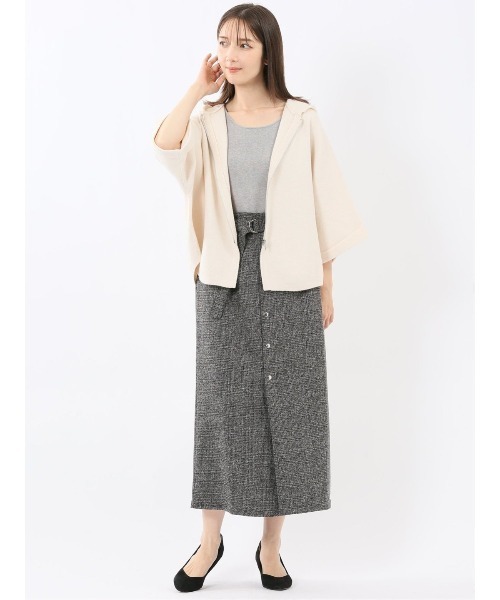 m.f.editorial(エムエフエディトリアル)の「【ストレッチ ウォッシャブル ニットアウター】ウォッシャブル ポンチョ風 フードコーディガン(カーディガン/ボレロ・レディース・ブラウン/オフホワイト/チャコールグレー・MEDIUM)」の18枚目の写真
