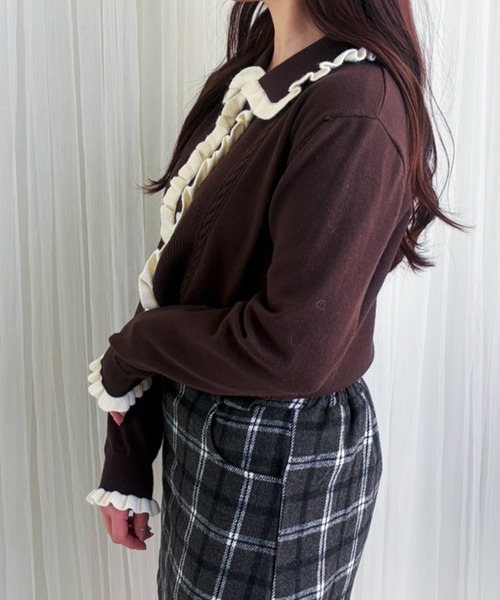 frunco(フランコ)の「【ZOZOTOWN限定】フリルパイピングニット(ニット/セーター・レディース・ネイビー/ブラウン/ホワイト/レッド・FREE)」の11枚目の写真