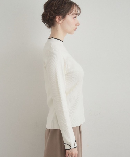 couture brooch（クチュールブローチ）の「【洗える・着映え】袖リボン リブニット（ニット/セーター・レディース・サックスブルー/オフホワイト/ネイビー/ナチュラル・38/36/42/40）」の10枚目の写真