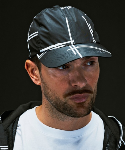 1PIU1UGUALE3  RELAX （ウノピゥウノウグァーレトレ リラックス）の「1PIU1UGUALE3 RELAX × +phenix(ウノピゥウノウグァーレトレ リラックス)キャップ WINDSTOPPER プロダクト by GORE-TEX LABS /ウィンドストッパー/ゴアテックス（キャップ・メンズ・ブラック×ホワイト/ブラック・ONE SIZE）」の7枚目の写真