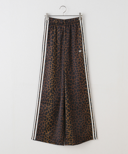 Spick & Span（スピックアンドスパン）の「adidas / アディダス LEO PRINT WIDE LEG SATIN PANTS（その他パンツ・レディース・ブラウン・SMALL/X-SMALL）」の16枚目の写真