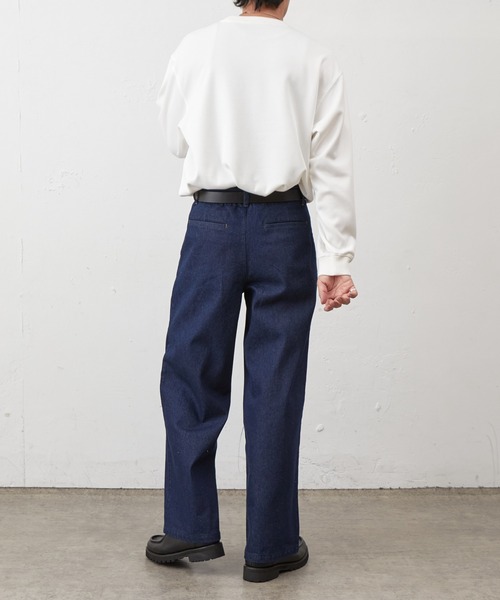 COLONY 2139(コロニートゥーワンスリーナイン)の「ナチュラルスラブデニム1タックワイドスラックス(デニムパンツ・メンズ・インディゴブルー/ブラック・MEDIUM/LARGE)」の22枚目の写真