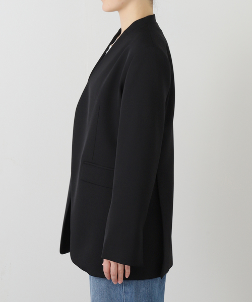 Noble（ノーブル）の「Vカラースキンジャケット（ノーカラージャケット・レディース・ブラック/ベージュ系その他・38/36）」の19枚目の写真