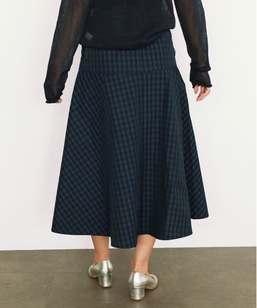 Marilyn Moon（マリリンムーン）の「gingham check embroidery skirt（スカート・レディース・ブラック×ブルー/ブラウン系その他/ホワイト×ネイビー・FREE）」の10枚目の写真