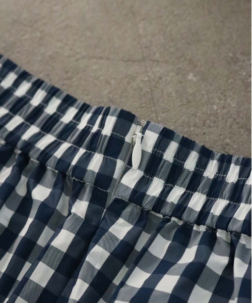 Marilyn Moon（マリリンムーン）の「gingham check embroidery skirt（スカート・レディース・ブラック×ブルー/ブラウン系その他/ホワイト×ネイビー・FREE）」の12枚目の写真