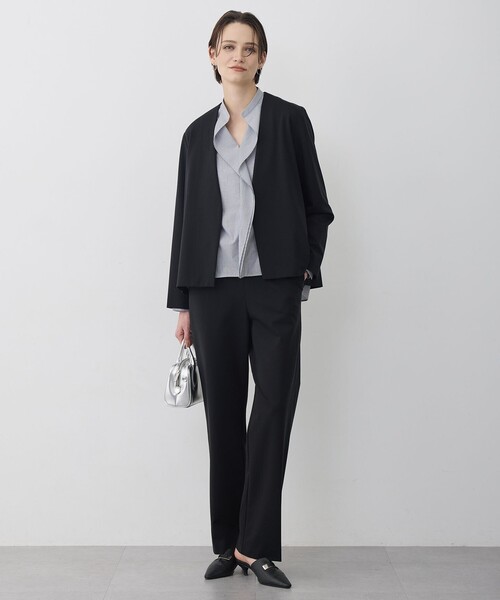 ICB(アイシービー)の「クリーンブロード ラッフルデザイン プルオーバーブラウス(シャツ/ブラウス・レディース・ブルー系1/ブラック系1・6/4/2)」の14枚目の写真