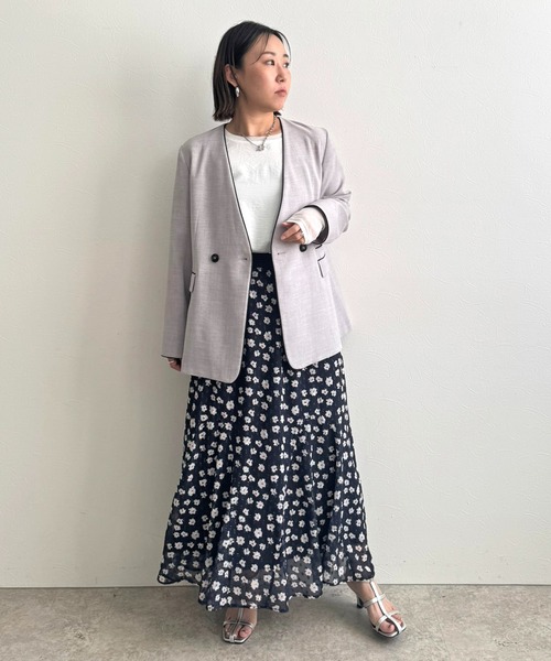 LHELBIE(レルビエ)の「ラメシフォンフラワースカート(スカート・レディース・ネイビー/ブラック・M)」の21枚目の写真