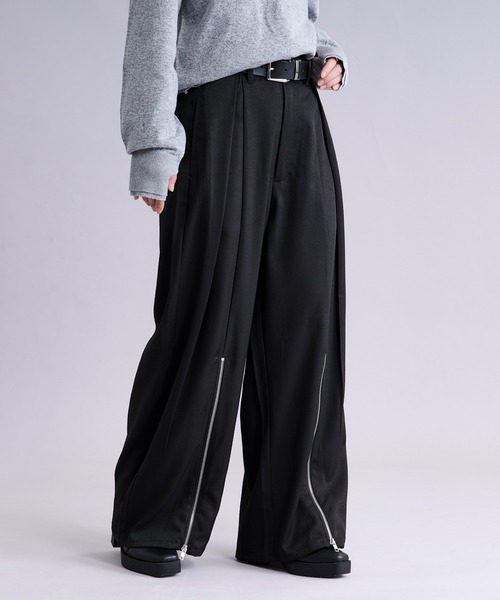 Ellno Loset(エルノロゼット)の「フロントジップタックワイドパンツ(スラックス・メンズ・チャコール/ブラック・X-SMALL/SMALL/MEDIUM/LARGE)」の4枚目の写真
