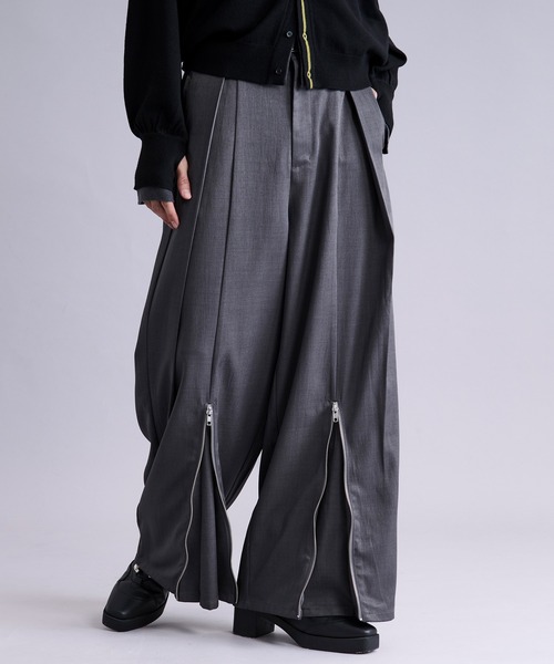 Ellno Loset(エルノロゼット)の「フロントジップタックワイドパンツ(スラックス・メンズ・チャコール/ブラック・X-SMALL/SMALL/MEDIUM/LARGE)」の14枚目の写真