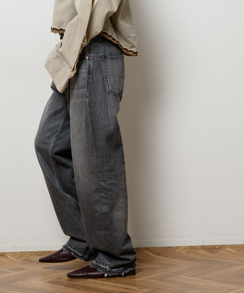 Bonum(ボナム)の「ストレートデニム 5ポケットパンツ(デニムパンツ・レディース・コバルトブルー/ネイビー/チャコールグレー・28/26/30/32)」の13枚目の写真
