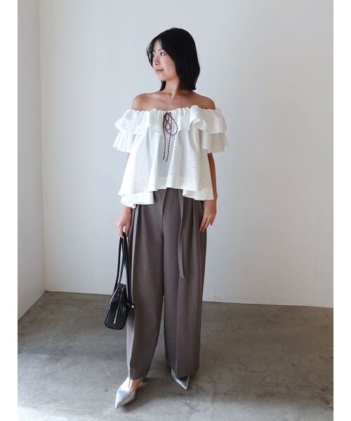 LAGUNAMOON（ラグナムーン）の「【FILA別注】フリルオフショルブラウス（シャツ/ブラウス・レディース・ライトブルー/ブラック/ホワイト・FREE）」の18枚目の写真