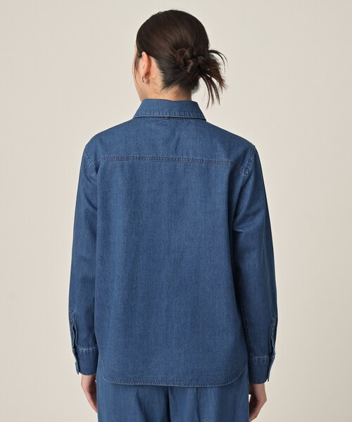 UNTITLED（アンタイトル）の「ライトウェイトデニムブラウス（シャツ/ブラウス・レディース・ブルー/サックスブルー・00/02/04/44/48/50）」の17枚目の写真