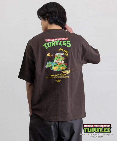 FREAK'S STORE（フリークスストア）の「限定展開 Teenage Mutant Ninja Turtles/ミュータント・タートルズ 別注 ビッグシルエットバックプリント Tシャツ（Tシャツ/カットソー・メンズ・ブラウン/ホワイト/アッシュグレー/スミクロ・LARGE/MEDIUM/SMALL）」の4枚目の写真
