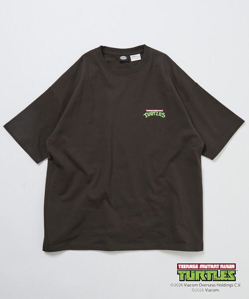 FREAK'S STORE（フリークスストア）の「限定展開 Teenage Mutant Ninja Turtles/ミュータント・タートルズ 別注 ビッグシルエットバックプリント Tシャツ（Tシャツ/カットソー・メンズ・ブラウン/ホワイト/アッシュグレー/スミクロ・LARGE/MEDIUM/SMALL）」の5枚目の写真