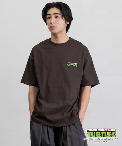 FREAK'S STORE（フリークスストア）の「限定展開 Teenage Mutant Ninja Turtles/ミュータント・タートルズ 別注 ビッグシルエットバックプリント Tシャツ（Tシャツ/カットソー・メンズ・ブラウン/ホワイト/アッシュグレー/スミクロ・LARGE/MEDIUM/SMALL）」の10枚目の写真