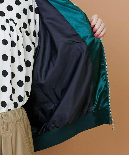 FRAPBOIS（フラボア）の「シャイニー ブルゾン（ブルゾン・レディース・ブラック/グリーン・1/2）」の10枚目の写真