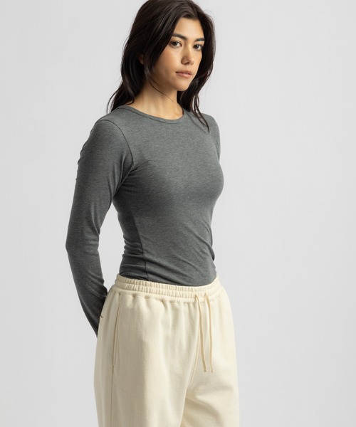 Saturdays NYC(サタデーズ ニューヨークシティ )の「Steff Fitted LS Top(Tシャツ/カットソー・レディース・ホワイト/グレー/ブラック・S/M/L)」の15枚目の写真