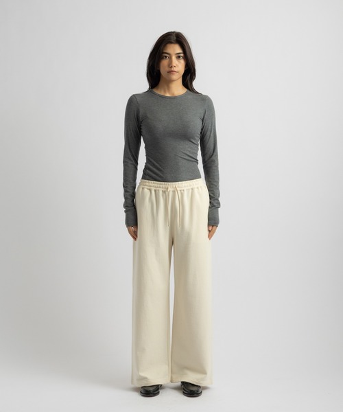 Saturdays NYC(サタデーズ ニューヨークシティ )の「Steff Fitted LS Top(Tシャツ/カットソー・レディース・ホワイト/グレー/ブラック・S/M/L)」の22枚目の写真