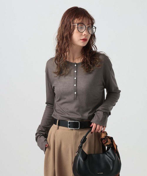 BAYFLOW（ベイフロー）の「[トレンドアイテム]シアーリブヘンリープルオーバー（Tシャツ/カットソー・レディース・チャコール/ヘザーグレー/オフホワイト・FREE）」の17枚目の写真