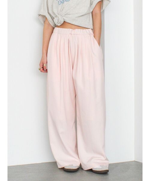 Ungrid（アングリッド）の「【WEB限定】ウエストギャザーデザインラフパンツ（その他パンツ・レディース・ブラック/アイボリー/ピンク/グレー・FREE）」の11枚目の写真