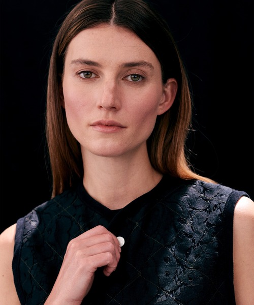 LAVENHAM(ラベンハム)の「Black Edition Lace Cocoon Thornham Womens / ブラック エディション レース コクーン ソーンハム ウィメンズ(ベスト・レディース・ブラック・8/10/12/14/6/16)」の8枚目の写真