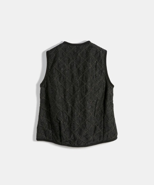 LAVENHAM(ラベンハム)の「Black Edition Lace Cocoon Thornham Womens / ブラック エディション レース コクーン ソーンハム ウィメンズ(ベスト・レディース・ブラック・8/10/12/14/6/16)」の15枚目の写真