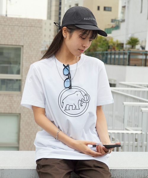 Mammut（マムート）の「MAMMUT/マムート ロゴプリント クルーネックTシャツ 2026年春夏（Tシャツ/カットソー・メンズ・ホワイト系その他2/ブラック系その他3/ブラック系その他2/ホワイト系その他3/ホワイト系その他/ブラック系その他・M/L/XL）」の9枚目の写真