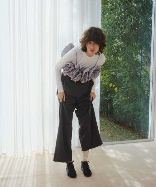 emmi(エミ)の「2タックワイドパンツ【セットアップ対応】(その他パンツ・レディース・ライム/ブラック/チャコールグレー・0/1)」の4枚目の写真