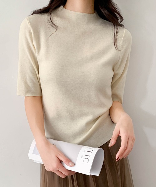 LOWO(ロワ)の「ウール混でなめらか モックネック ニットトップス 半袖 春ニット(ニット/セーター・レディース・ベージュ/ブラック/アイボリー/チャコールグレー/ネイビー・FREE)」の1枚目の写真