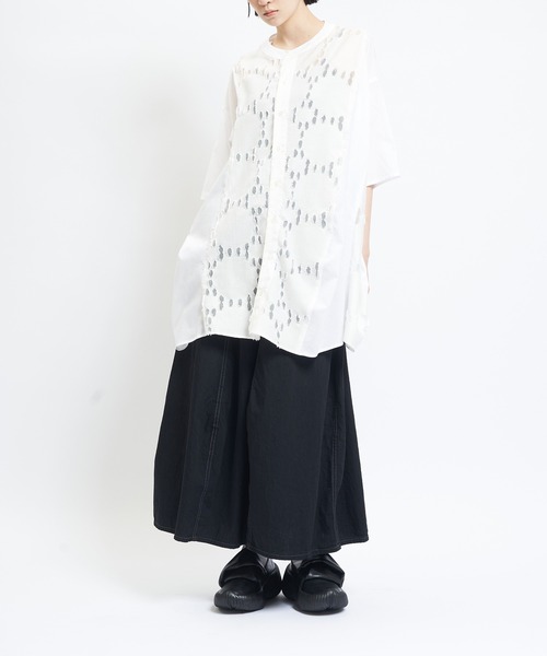 gomme(ゴム)の「ウェイブホールシャツ(シャツ/ブラウス・レディース・ホワイト/ブラック・MEDIUM)」の20枚目の写真