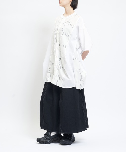 gomme(ゴム)の「ウェイブホールシャツ(シャツ/ブラウス・レディース・ホワイト/ブラック・MEDIUM)」の21枚目の写真