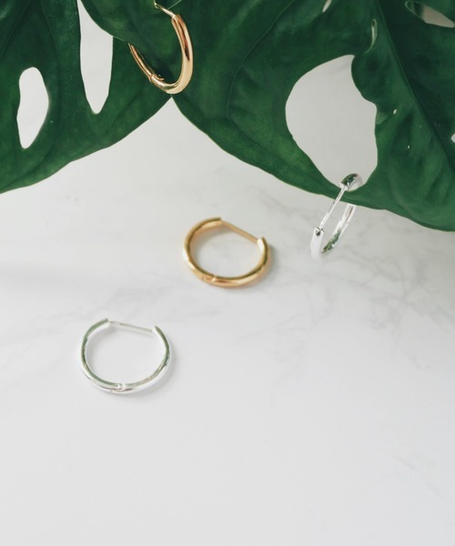ydotc jewelry(ワイドットシージュエリー)の「【 ydotc jewelry / ワイドットシージュエリー 】 Hoop hoop gold 20 / フープゴールド 20 FCI(ピアス(両耳用)・レディース・ゴールド・FREE)」の5枚目の写真