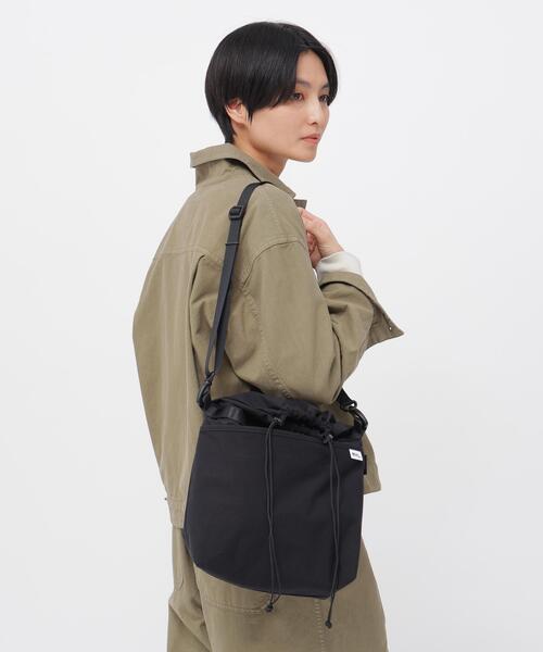 MHL.（エムエイチエル）の「STANDARD SUPPLY FOR MHL.（ショルダーバッグ・レディース・ブラック/カーキ・FREE）」の3枚目の写真