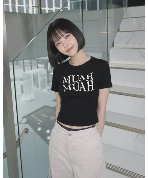 muahmuah（ムーアムーア）の「ハートポイントクロップ半袖Tシャツ[4色]（Tシャツ/カットソー・レディース・ブラック/アイボリー/ネイビー/アイボリー系・FREE）」の8枚目の写真