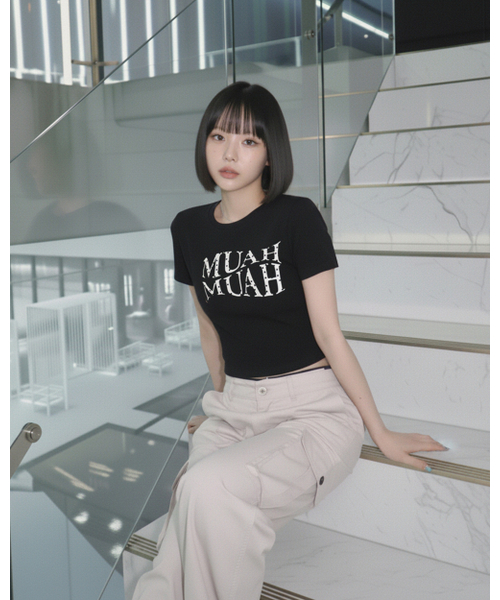 muahmuah（ムーアムーア）の「ハートポイントクロップ半袖Tシャツ[4色]（Tシャツ/カットソー・レディース・ブラック/アイボリー/ネイビー/アイボリー系・FREE）」の10枚目の写真