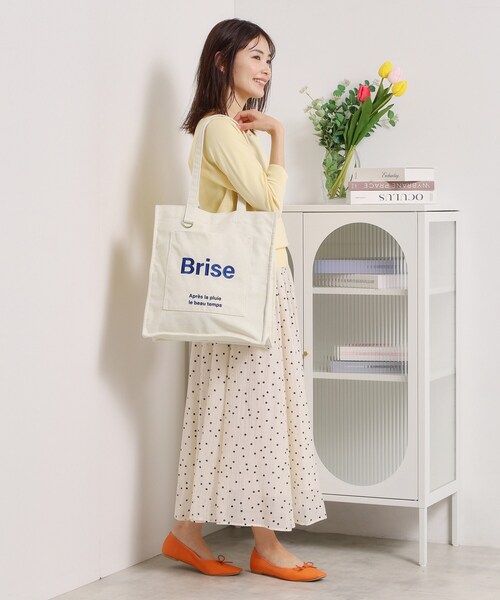 ITS'DEMO（イッツデモ）の「【A4対応】ポケットスクエアトート（トートバッグ・レディース・グレー/グリーン/ブラック/アイボリー/イエロー・00）」の7枚目の写真