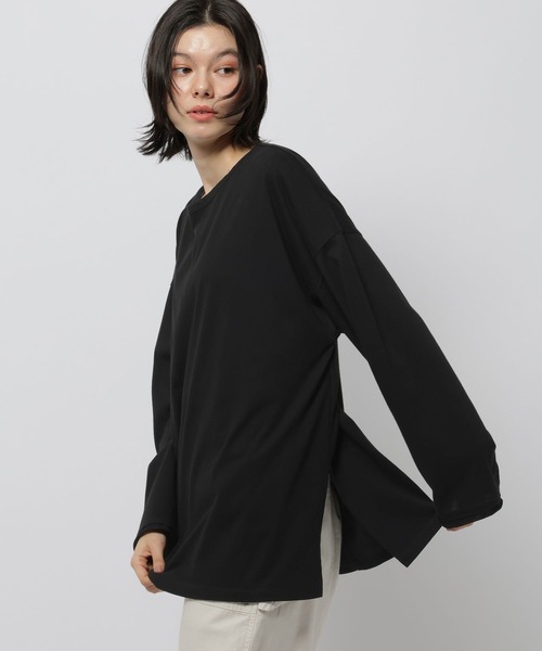 niko and...（ニコアンド）の「シアースラブワイドTシャツ（Tシャツ/カットソー・レディース・ホワイト/オフホワイト/ブラック・LARGE/MEDIUM）」の3枚目の写真