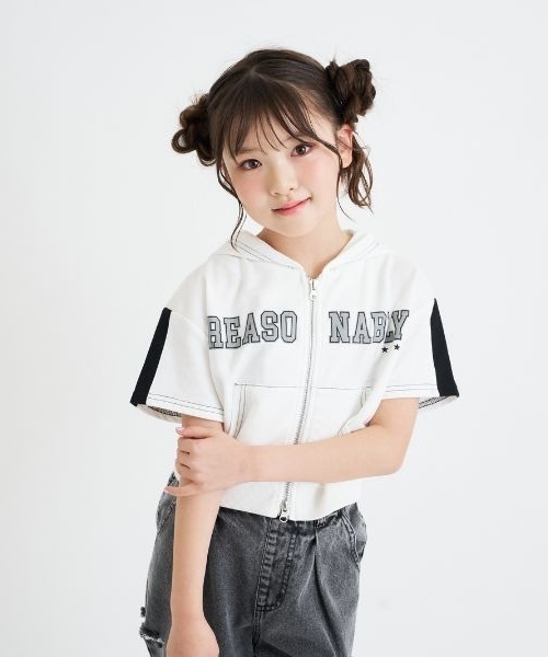 PINK-latte（ピンクラテ）の「ダブルZIPミニウラケ半袖パーカー（パーカー・キッズ・チャコール/オフホワイト・140cm/130cm/120cm/160cm/150cm）」の16枚目の写真