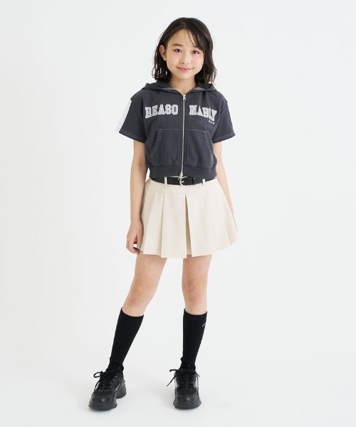 PINK-latte（ピンクラテ）の「ダブルZIPミニウラケ半袖パーカー（パーカー・キッズ・チャコール/オフホワイト・140cm/130cm/120cm/160cm/150cm）」の18枚目の写真