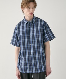 EASENCE（イーズエンス）の「【EASENCE】ストライプ ミニチェック アソート レギュラーカラー半袖シャツ<接触冷感 吸水速乾 イージーケア>（シャツ/ブラウス）」