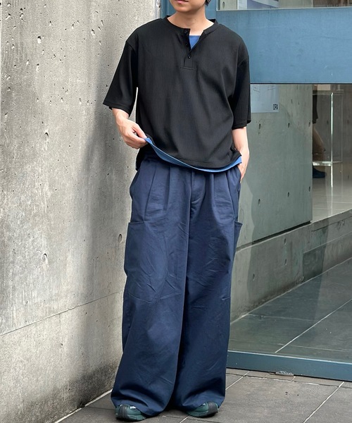 MandO（エムオー）（エムオー）の「レイヤードライクショートヘンリーTシャツ（Tシャツ/カットソー・メンズ・ネイビー/オフホワイト/ブラック・LARGE/MEDIUM）」の13枚目の写真